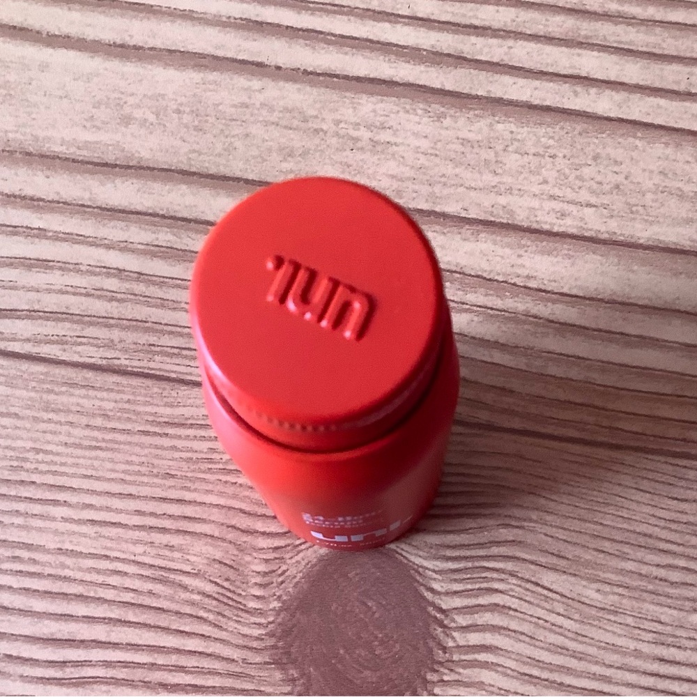 Brand New
UNI. 24- Hour Body Serum - Picture 3 of 4